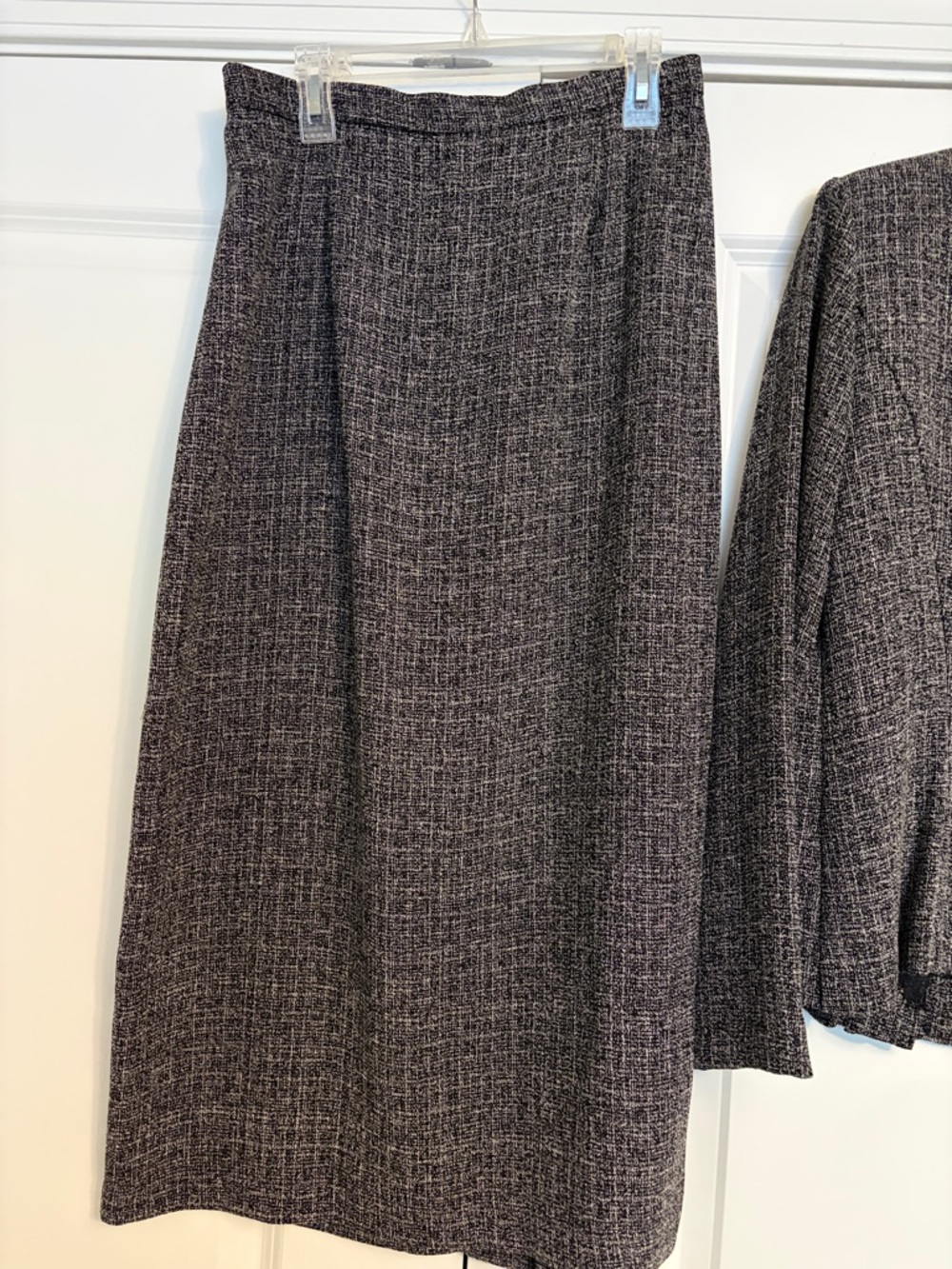 2-pc skirt/jacket in Charcoal - Picture 6 of 8